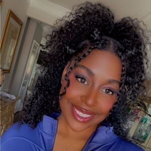 Meet your Posher, Sésha